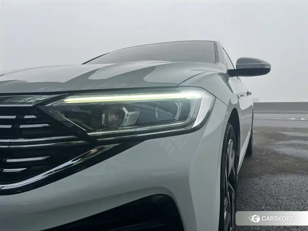 Volkswagen Sagitar 2024 Белый из Китая, фото 5