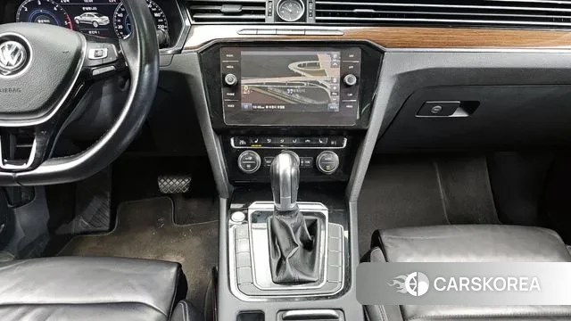 Volkswagen Passat GT (B8) 2018 Белый из Кореи, фото 5