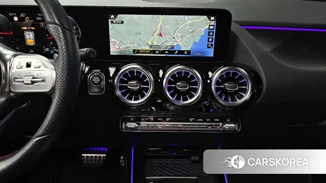 Mercedes-Benz GLA - Class H247 2023 Белый из Кореи, фото 5