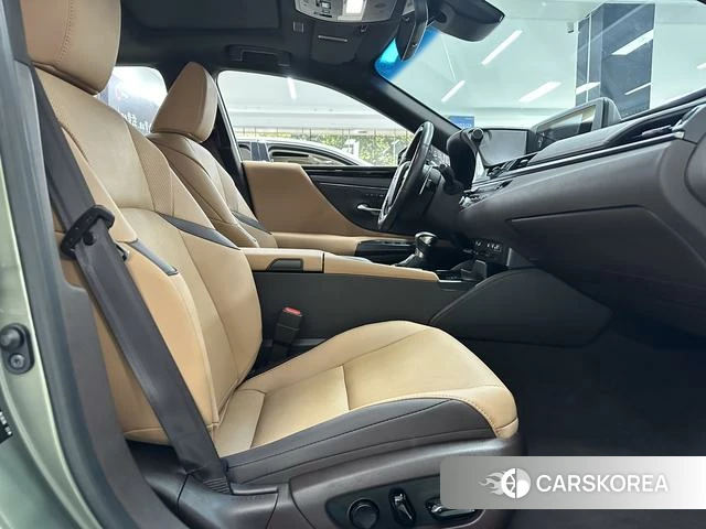 Lexus ES 2021 Зеленый из Китая, фото 5