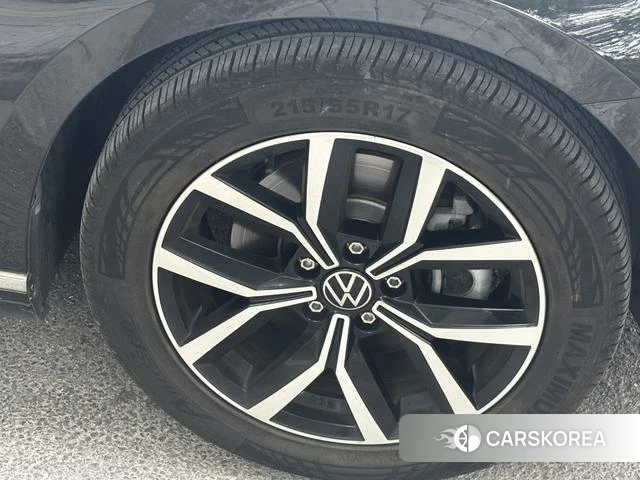 Volkswagen Magotan 2022 Черный из Китая, фото 5