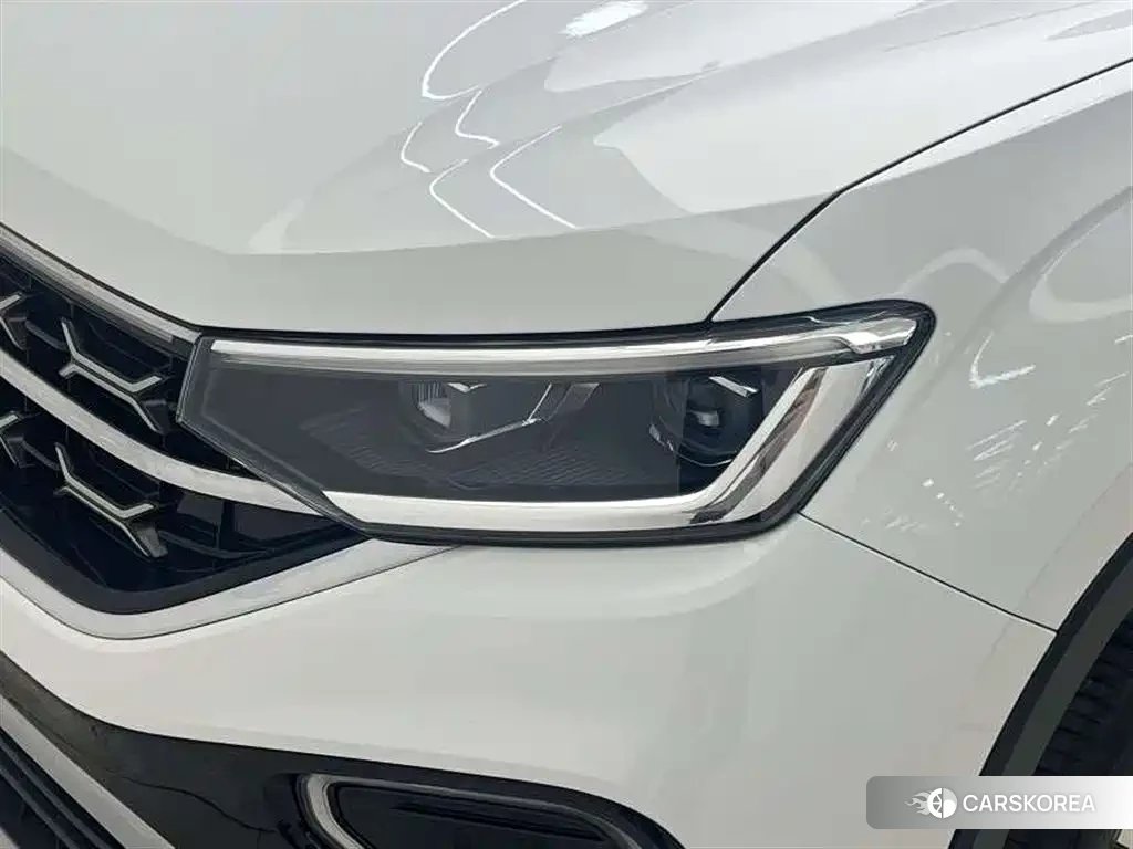 Volkswagen Tayron 2023 Белый из Китая, фото 5