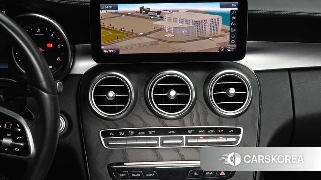 Mercedes-Benz C-Class W205 2019 Белый из Кореи, фото 5