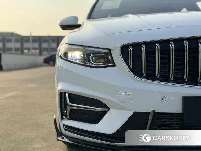 Geely Automobile Xingrui 2026 Белый из Китая, фото 5
