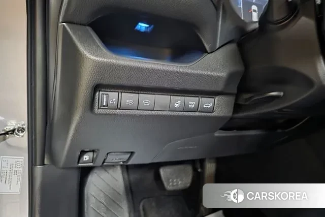 Toyota RAV4 5th Generation 2024 Серебряный из Кореи, фото 5