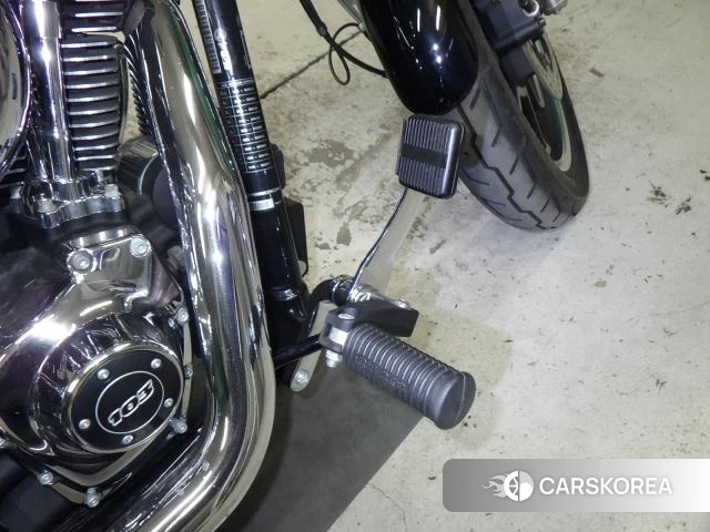 Проданный Harley-Davidson Dyna Low Rider FXDL1690 2017 из Японии, фото 2