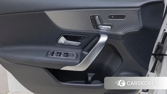 Mercedes-Benz A-Class W177 2024 Белый из Кореи, фото 5