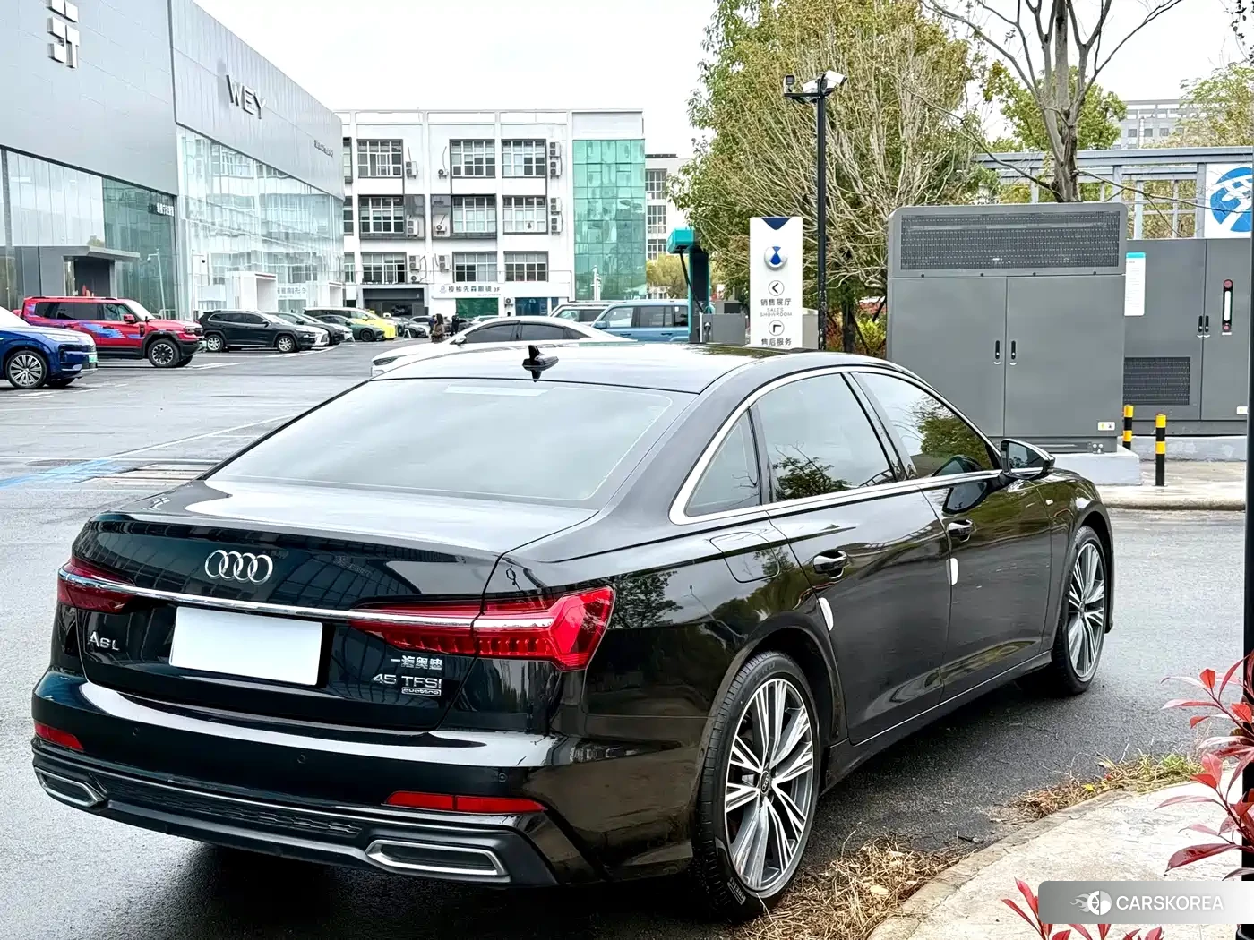Audi A6L 2022 Черный из Китая, фото 5