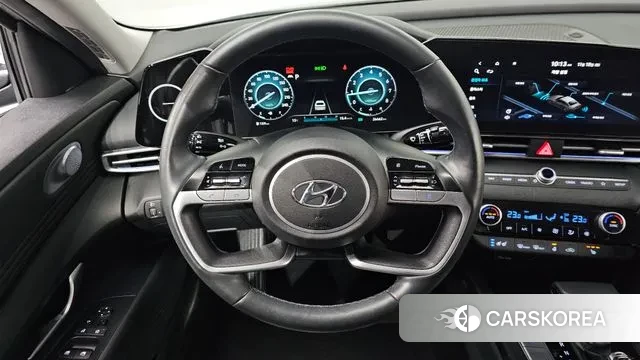 Hyundai Avante (CN7) 2020 Светло-серебряный цвет из Кореи, фото 5