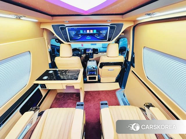 Toyota Hiace 2023 Белый из Китая, фото 5
