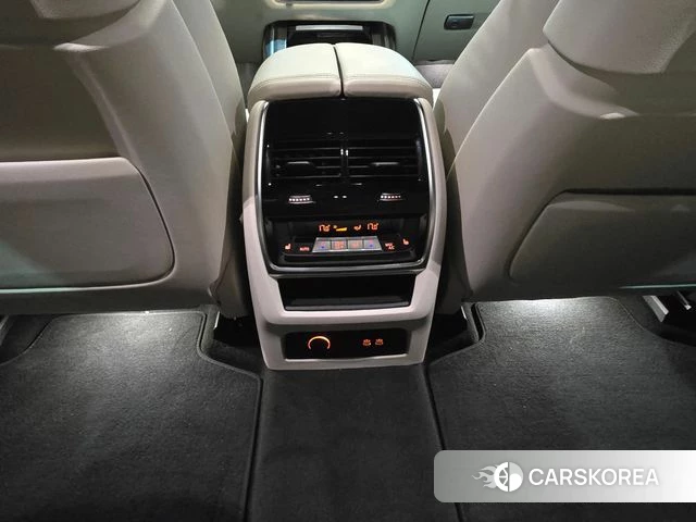 BMW X7 (G07) 2025 Черный из Кореи, фото 5