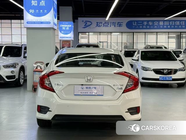 Honda Civic 2019 Белый из Китая, фото 5