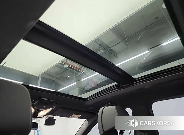 BMW 6 Series GT (G32) 2023 Серебристо-серый из Кореи, фото 5