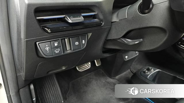 Kia EV6 2022 Жемчужный цвет из Кореи, фото 5