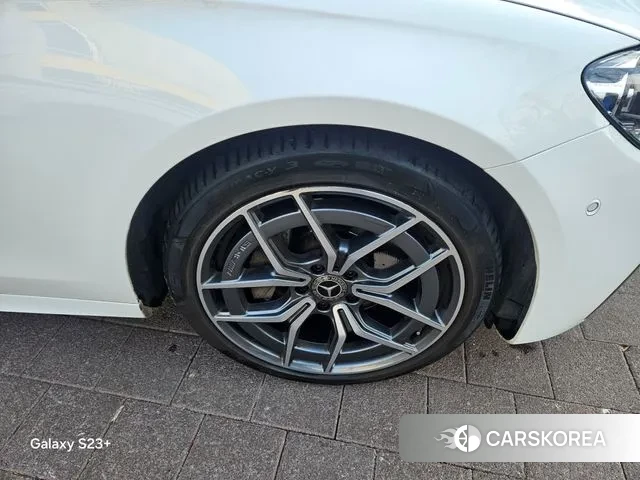 Mercedes-Benz E-Class W213 2020 Белый из Кореи, фото 5