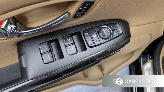 Kia The New Carnival 2019 Черный из Кореи, фото 5