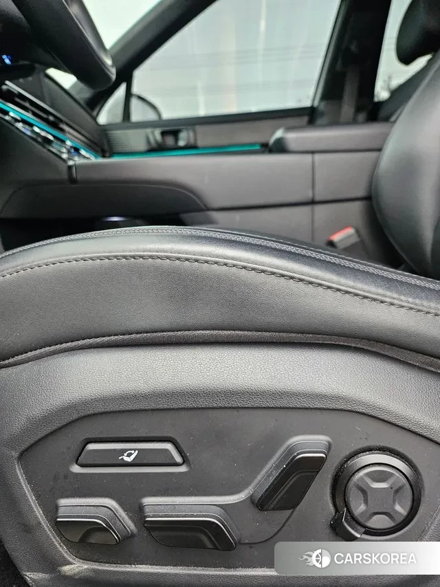 Hyundai Santa Fe (MX5) 2023 Белый из Кореи, фото 5