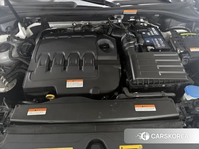 Audi Q3 (F3) 2020 Белый из Кореи, фото 5