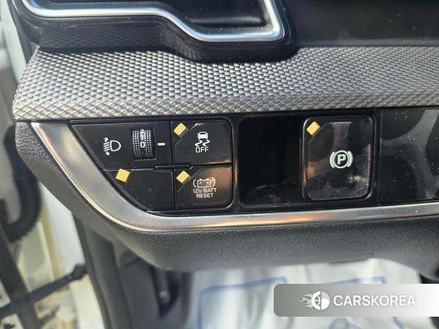 Kia Sportage 5th Generation Hybrid 2022 Белый из Кореи, фото 5