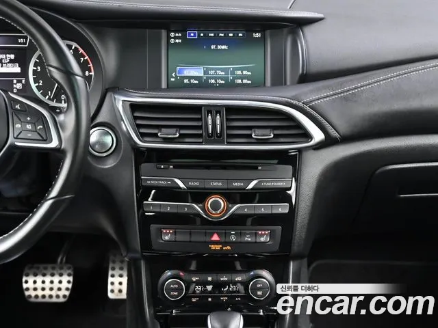 Infiniti Q30 2019 Белый из Кореи, фото 5