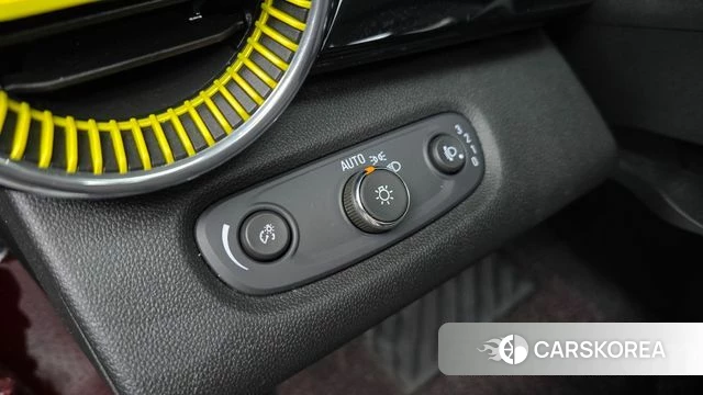 Chevrolet (GM Daewoo) Trax Crossover 2023 Красный из Кореи, фото 5