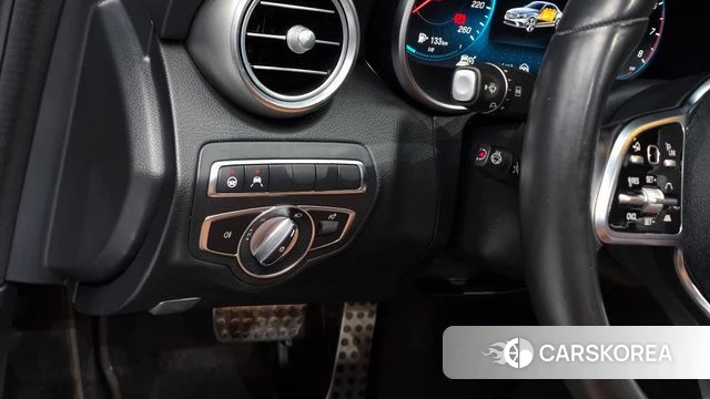 Mercedes-Benz C-Class W205 2021 Черный из Кореи, фото 5