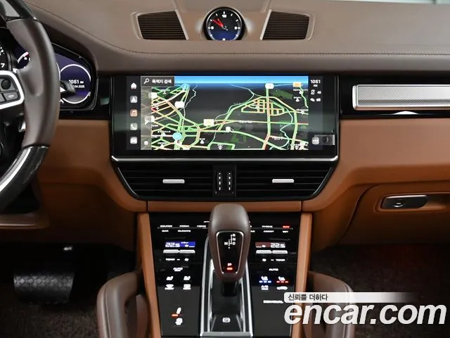 Porsche Cayenne (PO536) 2023 Жемчужный цвет из Кореи, фото 5