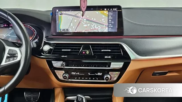 BMW 5 Series (G30) 2023 Серый из Кореи, фото 5