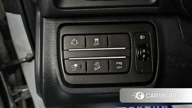 Ssangyong Tivoli Air 2018 Серебряный из Кореи, фото 5