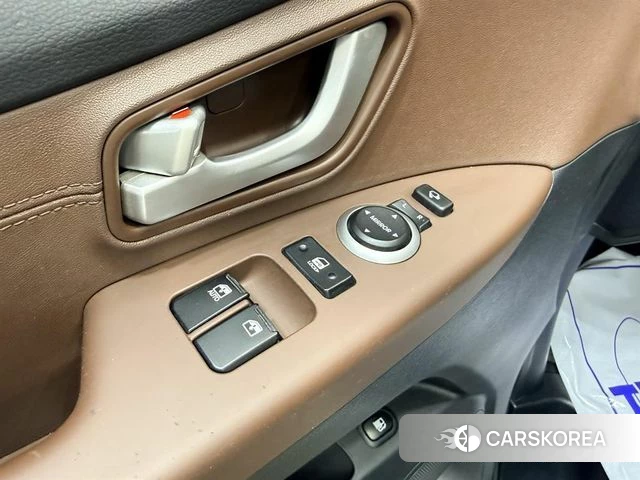 Hyundai The New Grand Starex 2018 Серебристо-серый из Кореи, фото 5