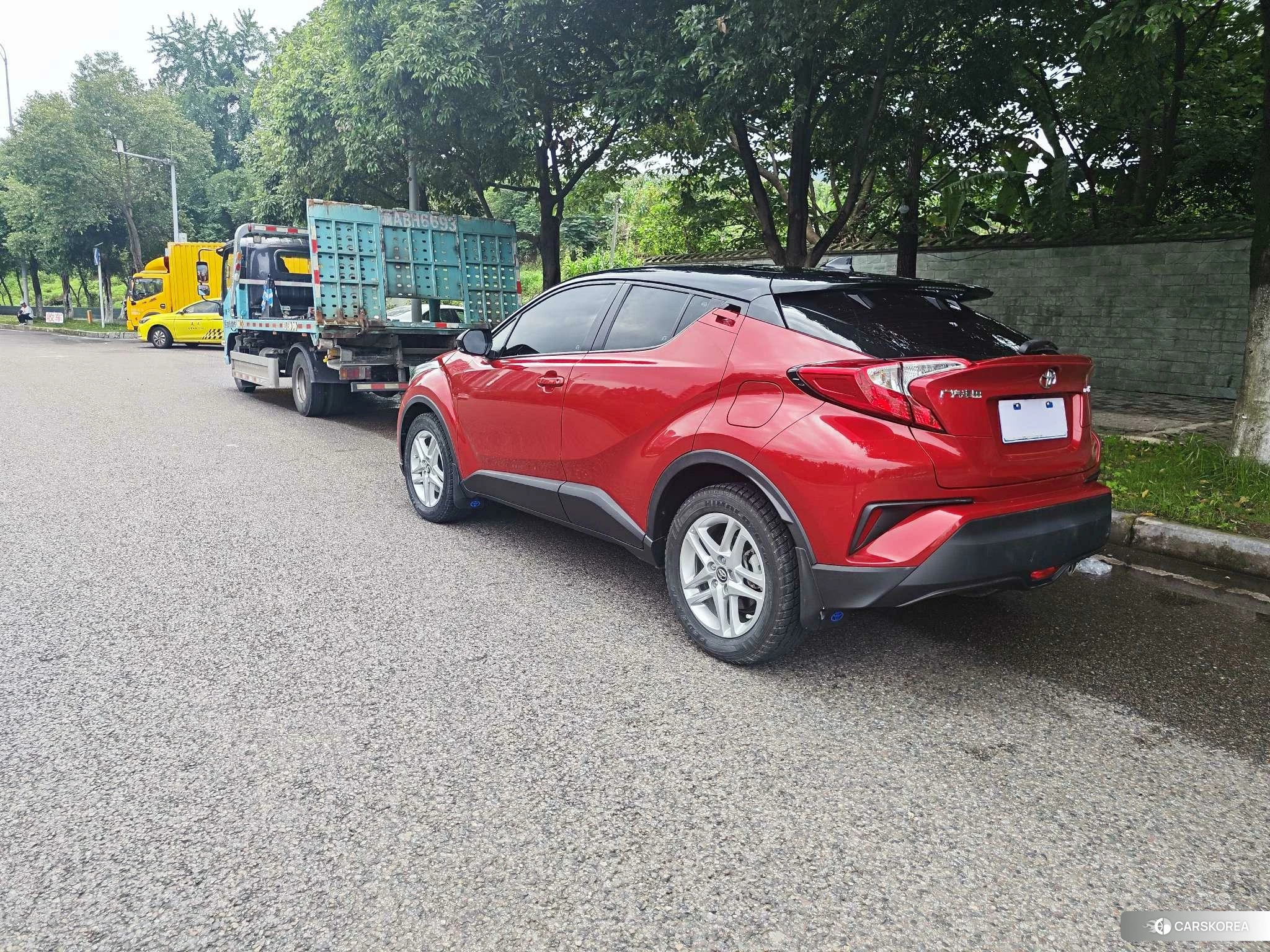 Toyota C-HR 2021 Красный из Китая, фото 5