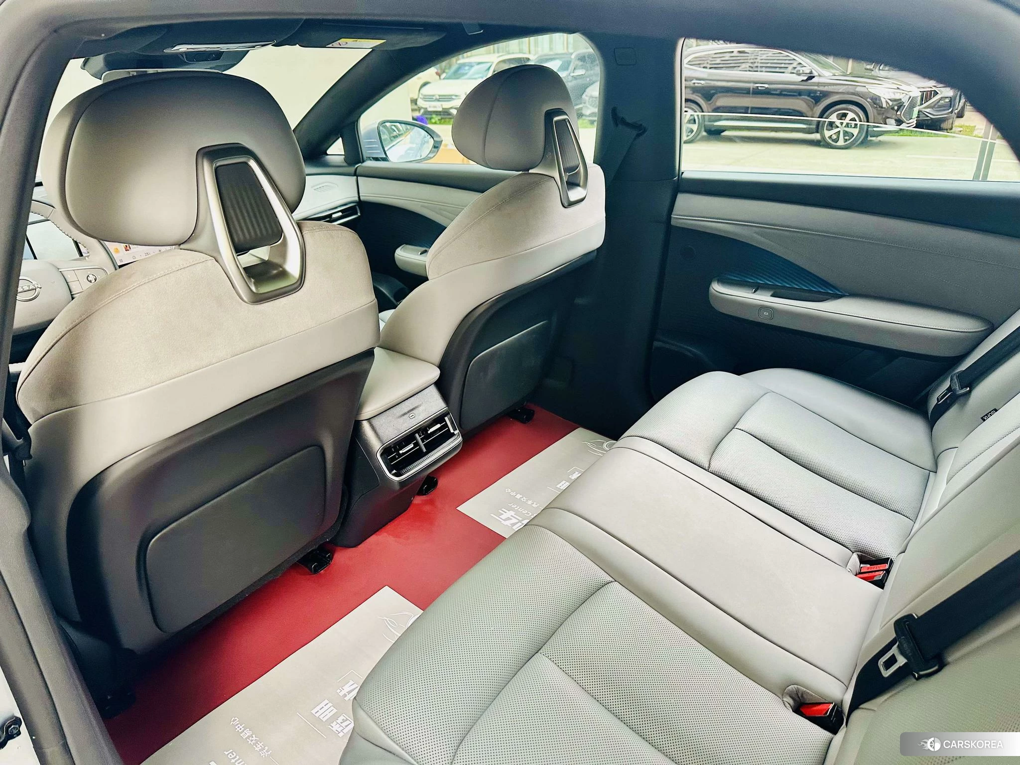 Nissan N7 2025 Серебристо-серый из Китая, фото 5