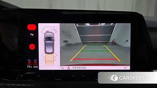 Volkswagen Golf 8th Generation 2024 Красный из Кореи, фото 5