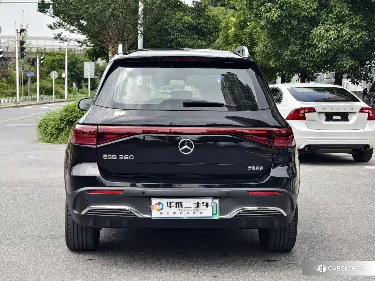 Mercedes-Benz EQB 2026 Черный из Китая, фото 5