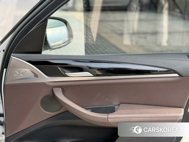 BMW X3 2021 Белый из Китая, фото 5