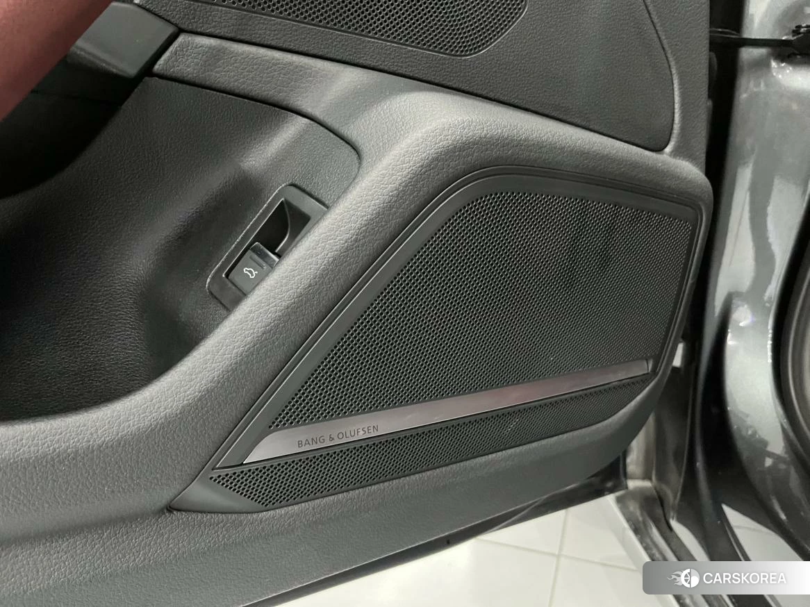 Audi S6 2020 Темно-серый из Китая, фото 5