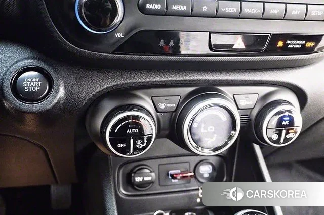 Hyundai Venue 2019 Белый из Кореи, фото 5