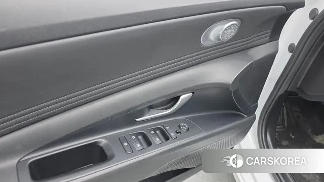 Hyundai Avante (CN7) 2021 Белый из Кореи, фото 5