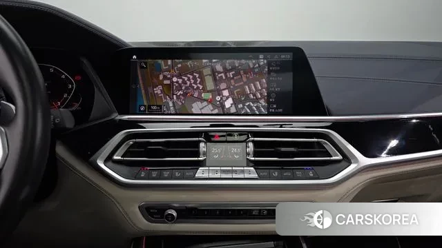 BMW X7 (G07) 2021 Черный из Кореи, фото 5