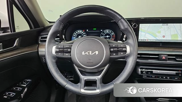 Kia K5 3rd generation 2022 Белый из Кореи, фото 5