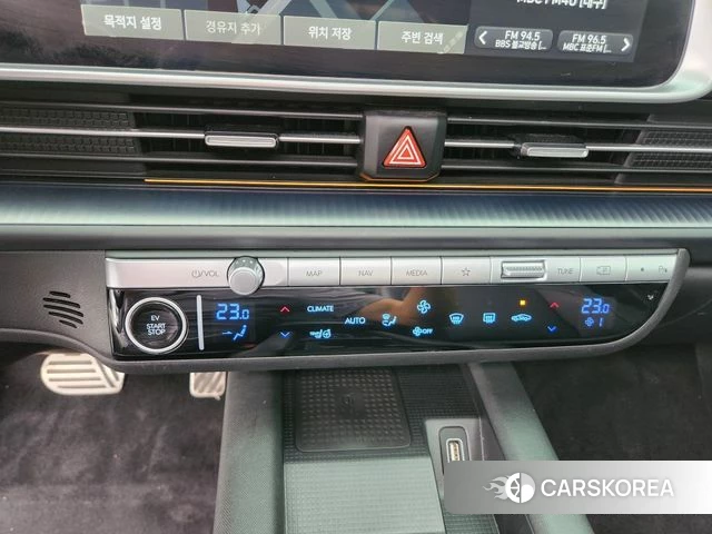 Hyundai Ionic 6 2022 Белый двухцветный из Кореи, фото 5