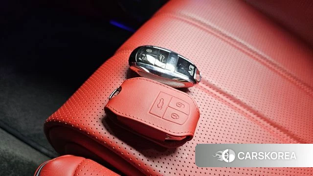 Bentley Bentayga 2023 Черный из Кореи, фото 5