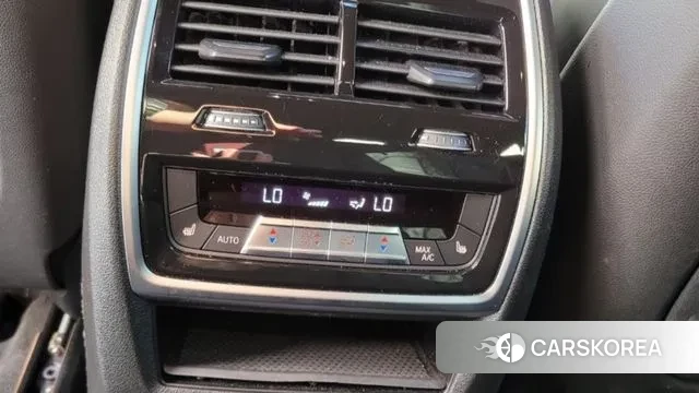 BMW X6 (G06) 2025 Черный из Кореи, фото 5