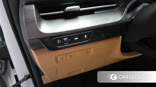 Kia Carnival 4th generation 2023 Белый из Кореи, фото 5