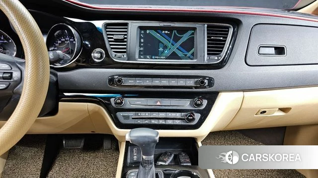 Kia The New Carnival 2020 Белый из Кореи, фото 5