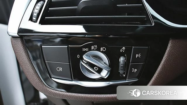 BMW 6 Series GT (G32) 2022 Белый из Кореи, фото 5