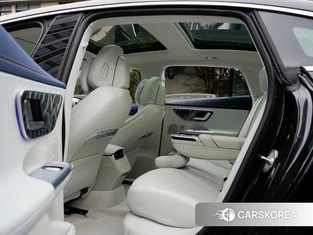 Mercedes-Benz EQE 2026 Черный из Китая, фото 5