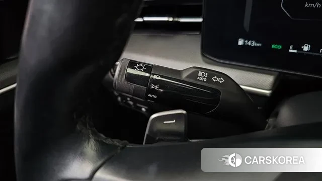 Kia The New K5 3rd generation 2023 Белый из Кореи, фото 5