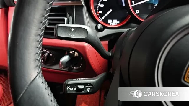 Porsche Macan 2023 Черный из Кореи, фото 5