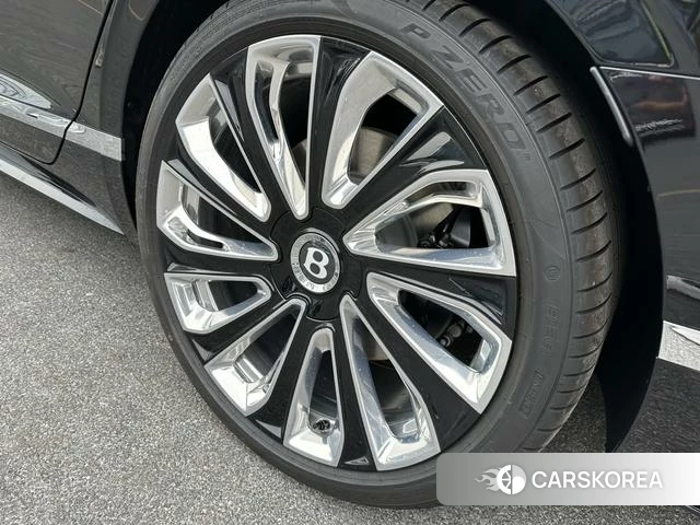 Bentley Flying 2024 Черный из Китая, фото 5